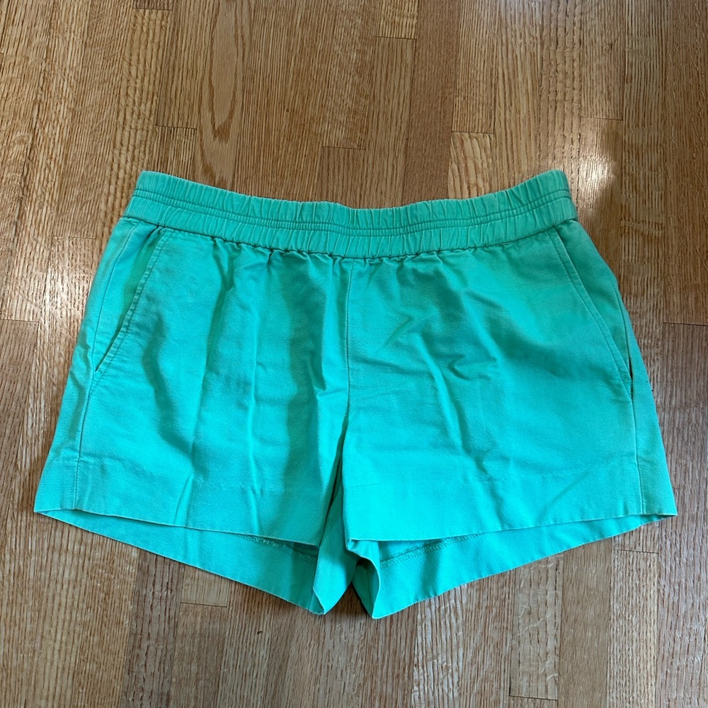 Green J Crew shorts size 4